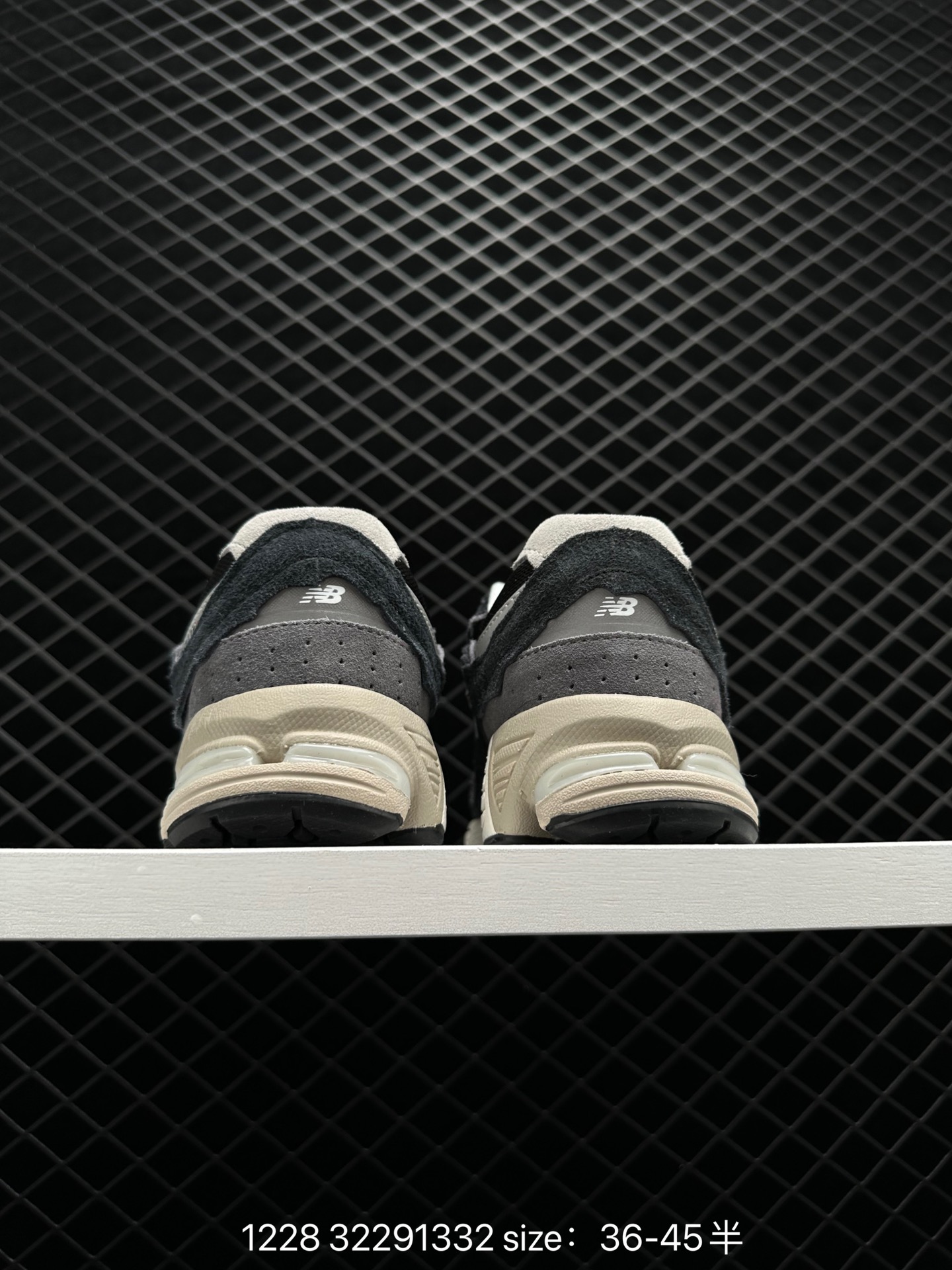 New Balance   ML2002RBA